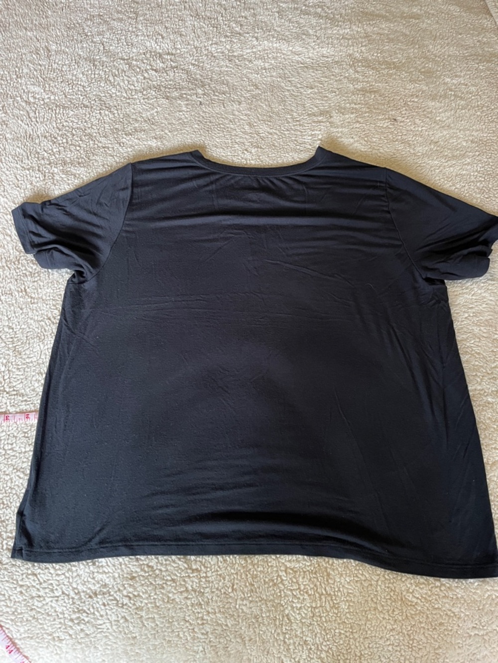 American Eagle Navy Tee with Embroidered Floral Detail - Picture 5 of 5